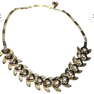Gold Leaf Design Necklace by JUDY LEE Vintage 1950
